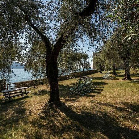 גרגננו Oleandro Apartment Directly On The Lake מראה חיצוני תמונה