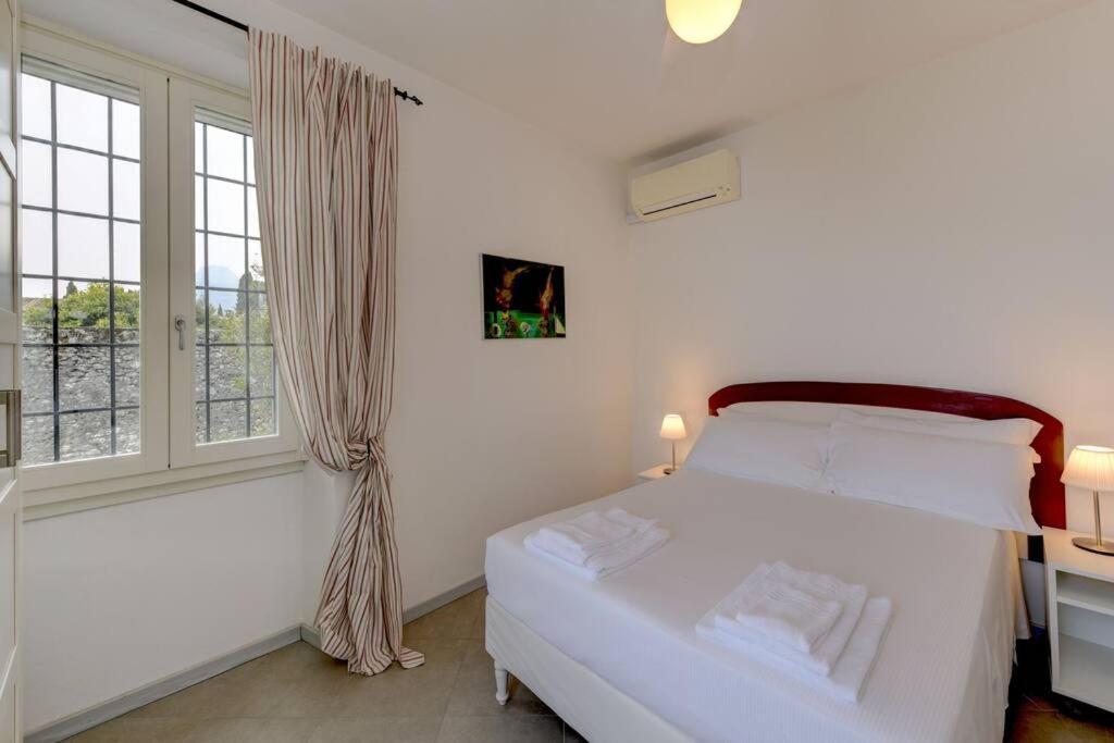 גרגננו Oleandro Apartment Directly On The Lake מראה חיצוני תמונה
